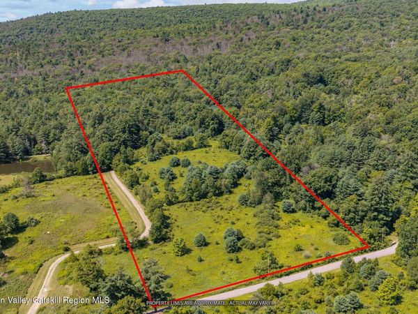 93 Baker Road, Kerhonkson, NY 12446