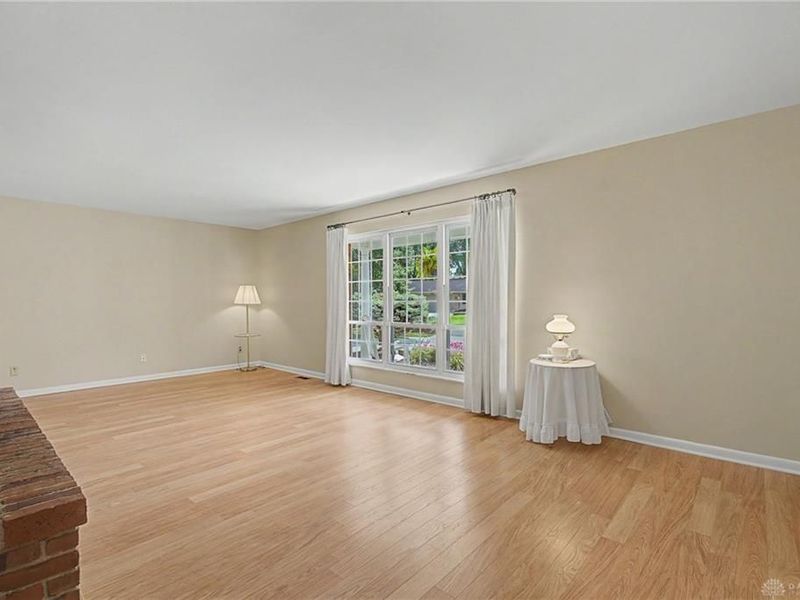2157 Oak Tree Drive, Kettering, OH 45440 Photo 10