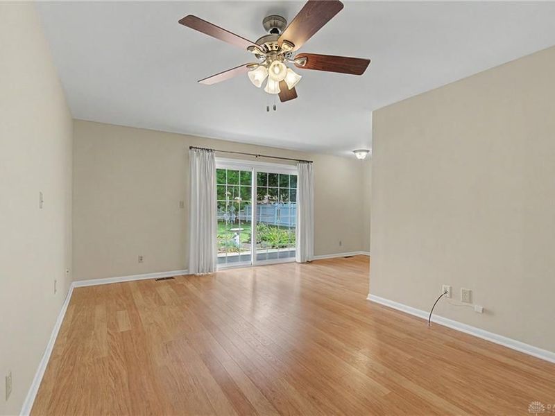 2157 Oak Tree Drive, Kettering, OH 45440 Photo 12