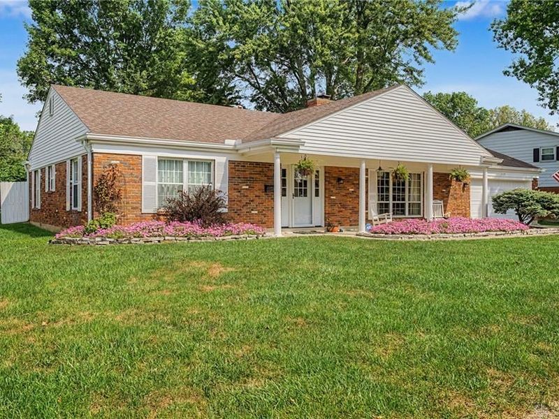 2157 Oak Tree Drive, Kettering, OH 45440 Photo 3