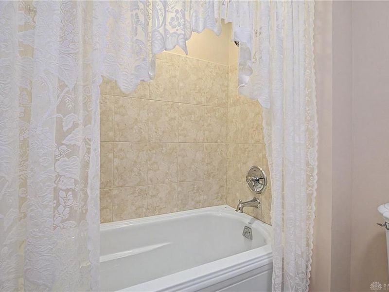 2157 Oak Tree Drive, Kettering, OH 45440 Photo 31