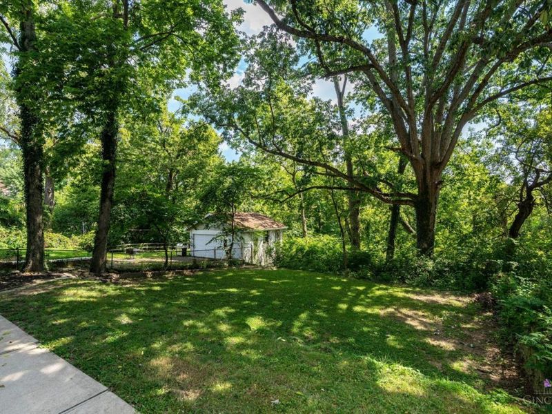 2549 Moundview Drive, Norwood, OH 45212 Photo 28