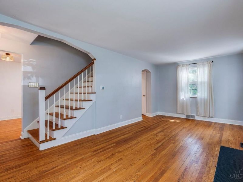 2549 Moundview Drive, Norwood, OH 45212 Photo 4