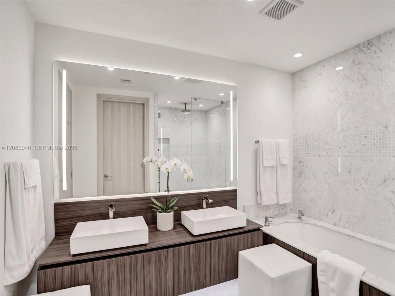 1000 Brickell Plz, Unit PH5103, Miami, FL 33131 Photo