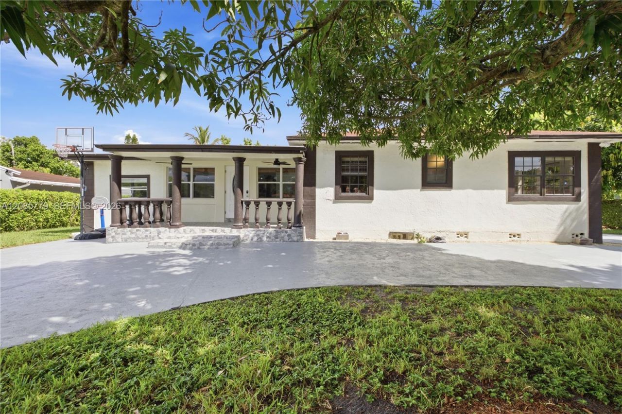 65 NW 118th St, Miami, FL 33168 Photo