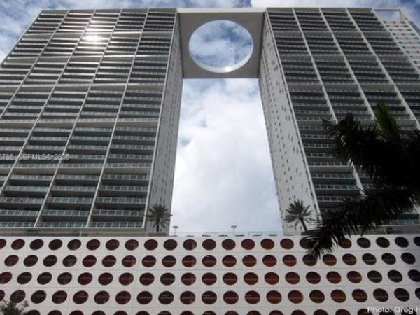 55 SE 6th St , Unit 2702, Miami, FL 33131