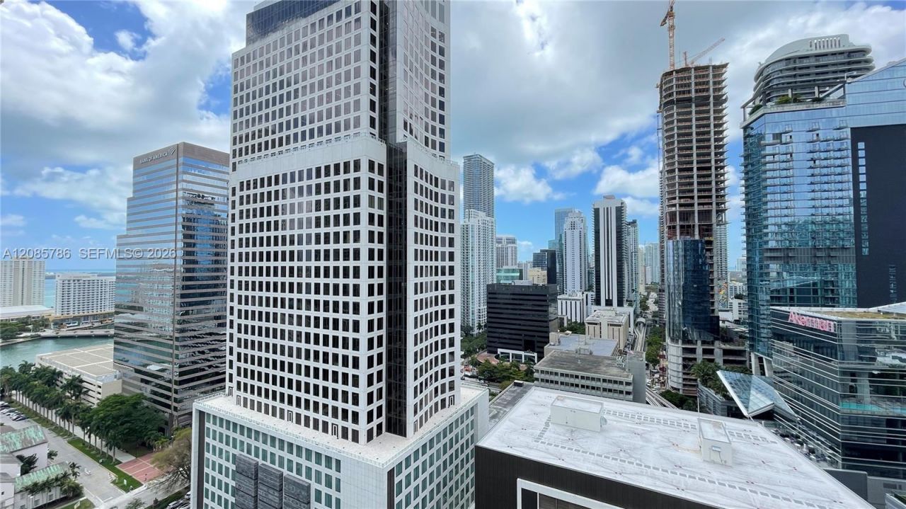 55 SE 6th St, Unit 2702, Miami, FL 33131 Photo