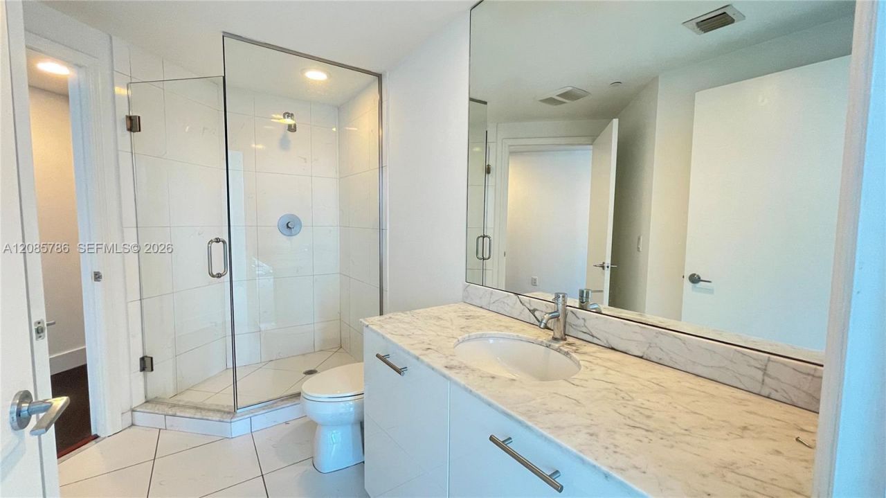 55 SE 6th St, Unit 2702, Miami, FL 33131 Photo
