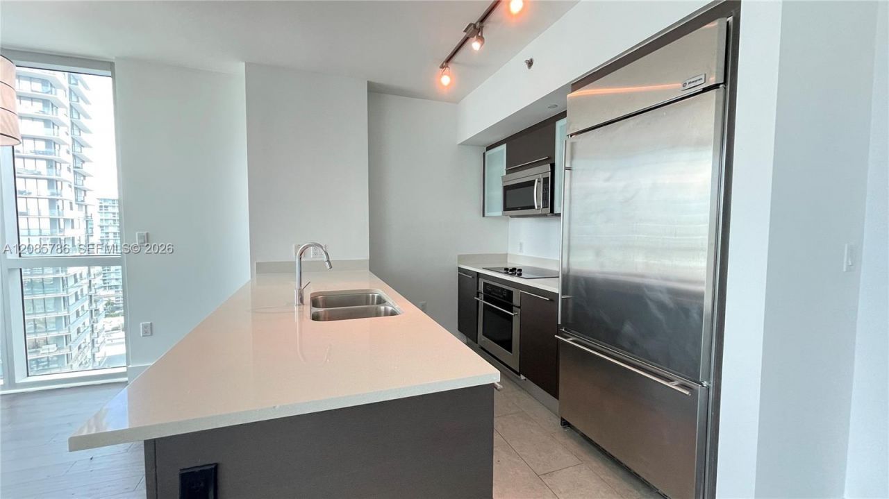 55 SE 6th St, Unit 2702, Miami, FL 33131 Photo