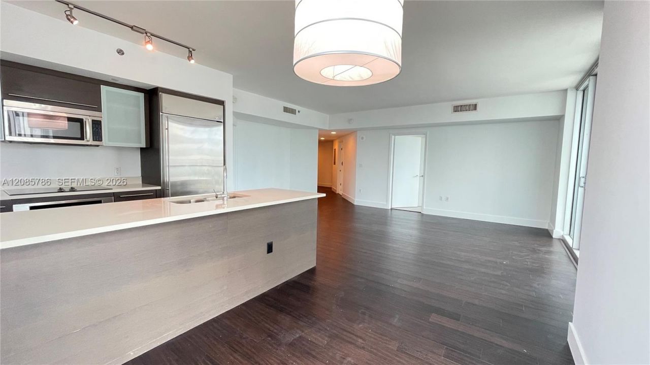 55 SE 6th St, Unit 2702, Miami, FL 33131 Photo