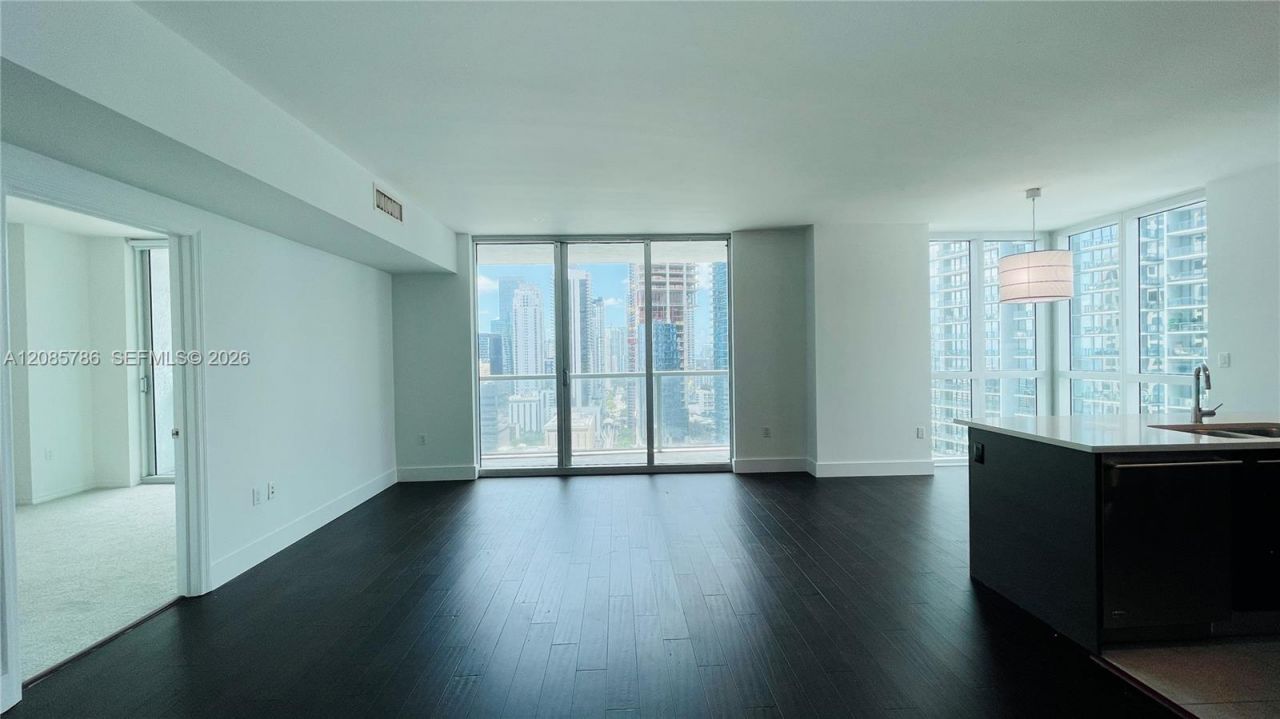 55 SE 6th St, Unit 2702, Miami, FL 33131 Photo