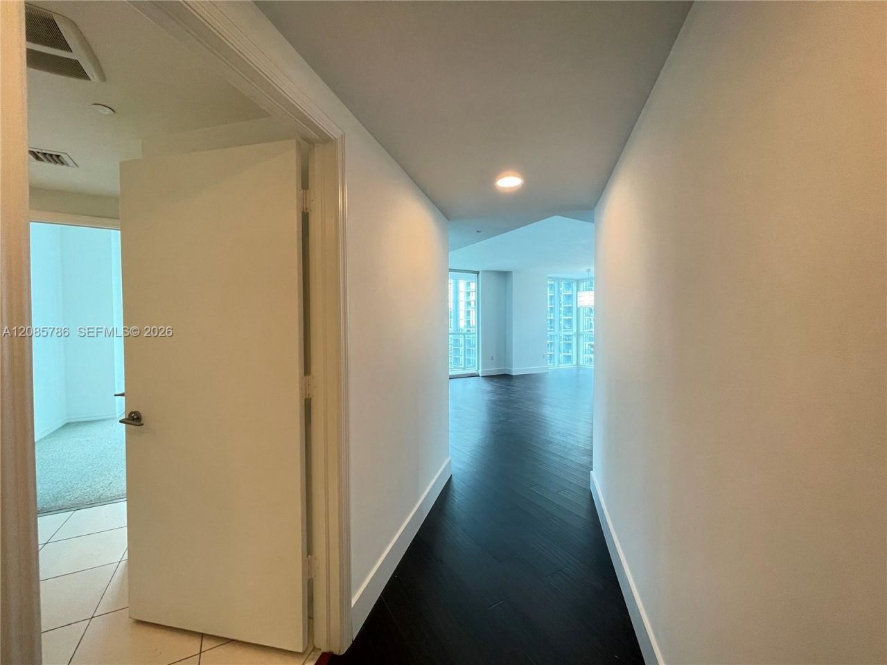 55 SE 6th St, Unit 2702, Miami, FL 33131 Photo
