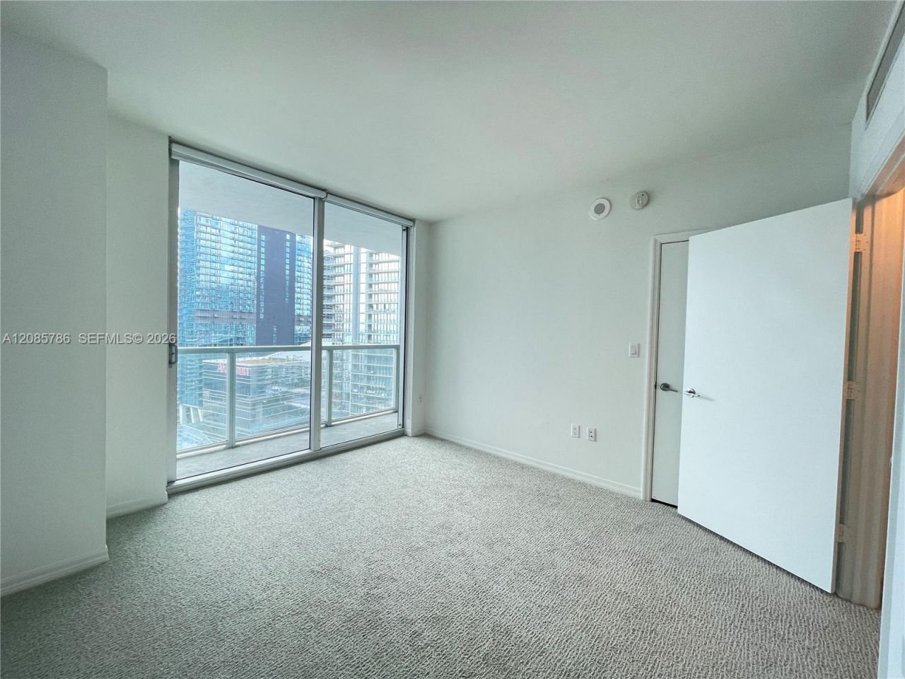 55 SE 6th St, Unit 2702, Miami, FL 33131 Photo
