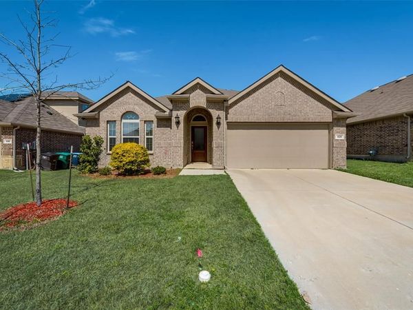 828 Sky Top Drive, Haslet, TX 76052