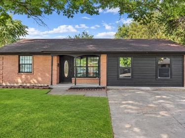7207 Greenspan Avenue, Dallas, TX 75232