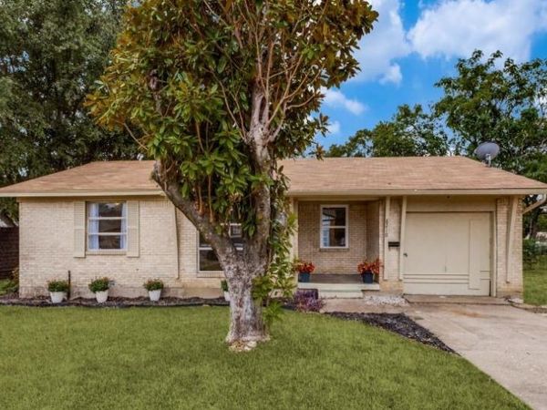 8210 Benares Drive , Dallas, TX 75243