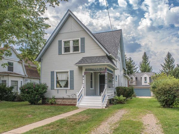 222 Monroe Street, Saline, MI 48176