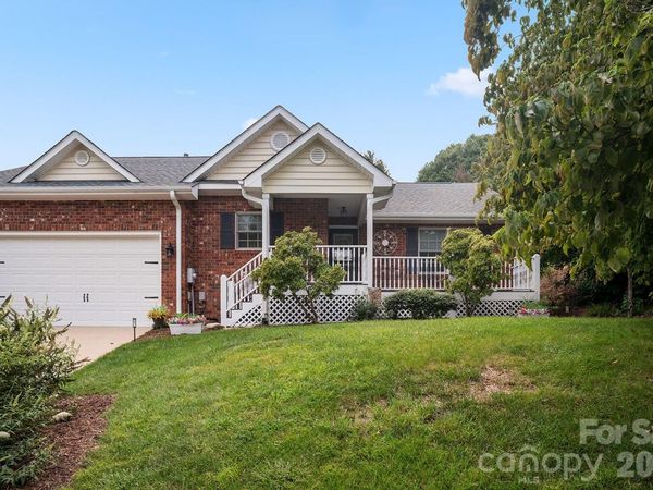 647 High Quarry Road , Hendersonville, NC 28791