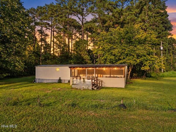 626 Sea Wind Court SW, Supply, NC 28462