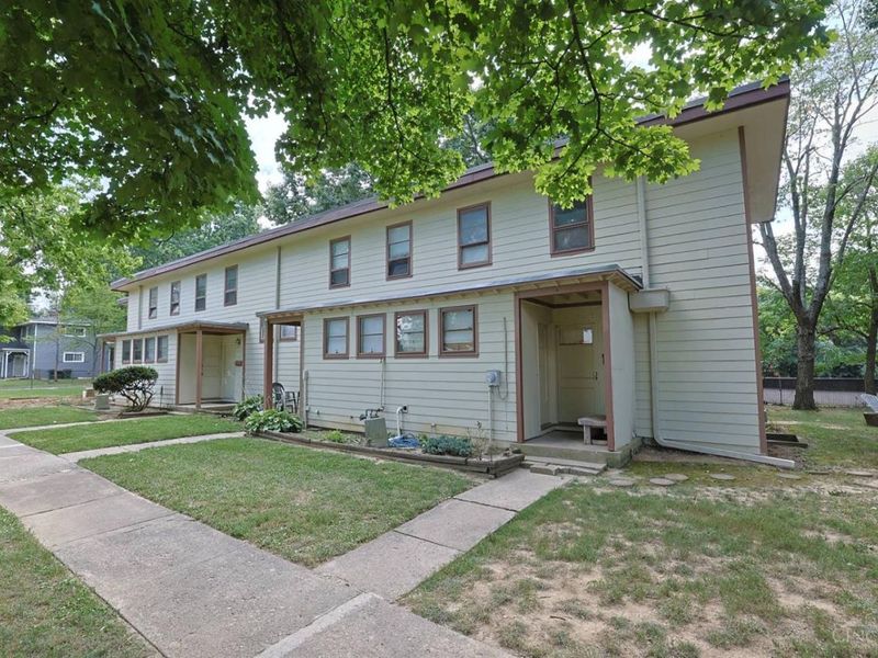 33 Farragut Road, Greenhills, OH 45218 Photo 25