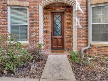 3200 Ross Avenue, Unit 27, Dallas, TX 75204