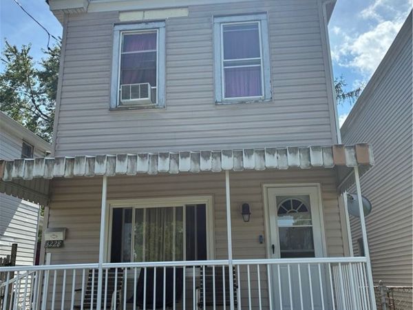 3228 West St , West Mifflin, PA 15122