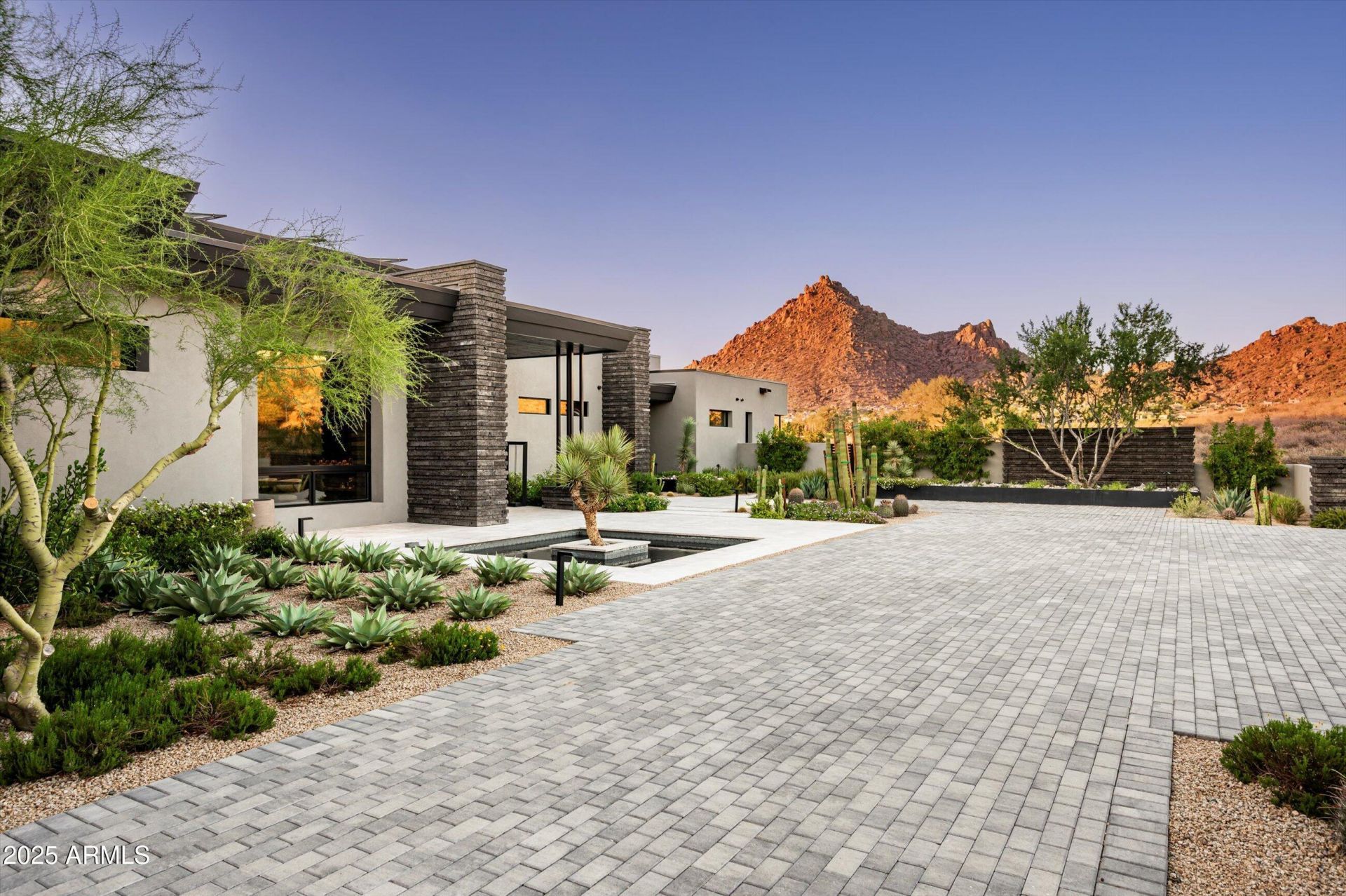 10784 E PINNACLE PEAK Road, Scottsdale, AZ 85255
