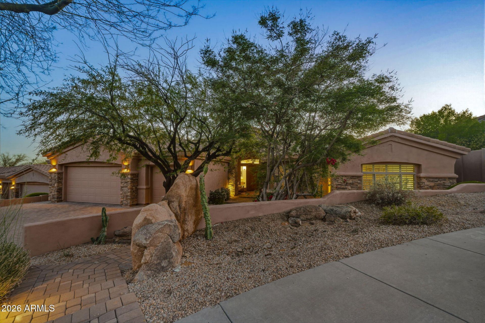 27562 N 83rd Glen, Peoria, AZ 85383 Main Photo