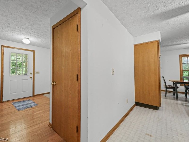 10175 Johnson Road, North Benton, OH 44449 Photo 23