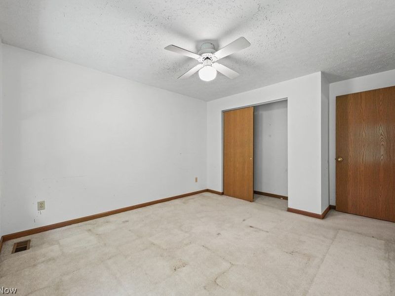 10175 Johnson Road, North Benton, OH 44449 Photo 32