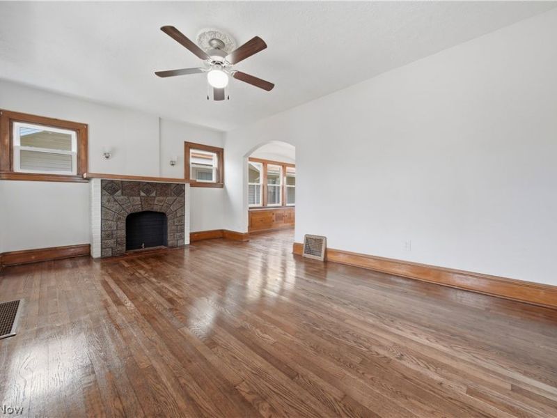 1009 Pardee Avenue, Akron, OH 44306 Photo 6