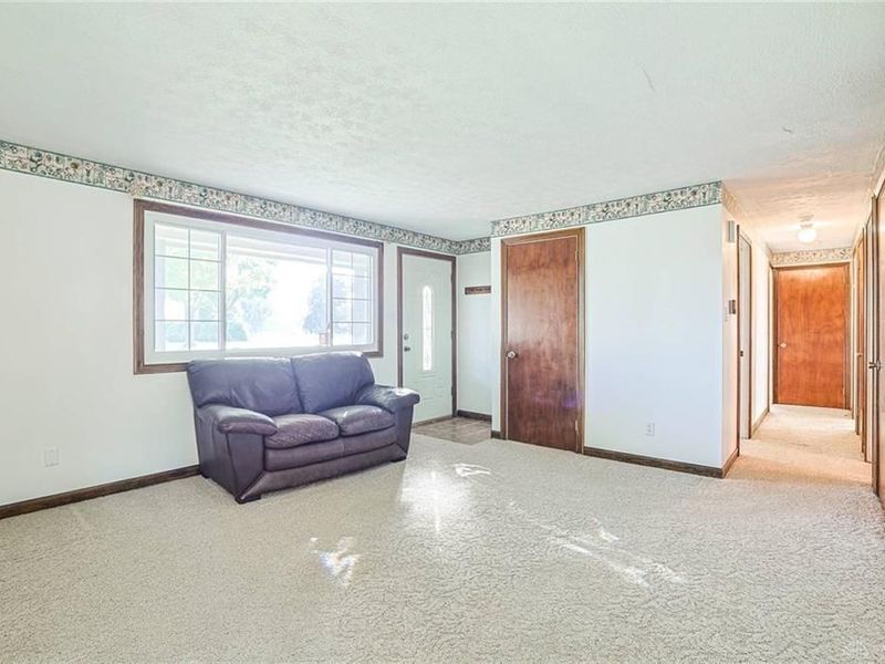1593 Kensington Drive, Bellbrook, OH 45305 Photo 7