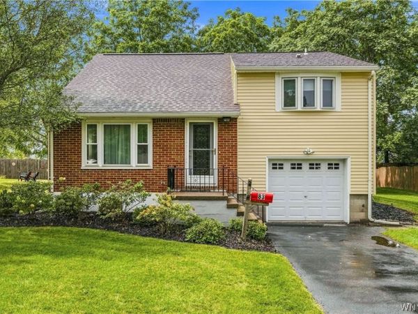 83 Berkley Road, Buffalo, NY 14221