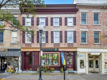 56 E Genesee Street , Skaneateles, NY 13152