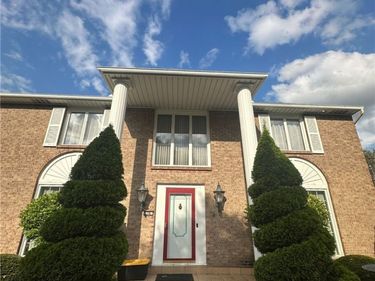 36 Mar Del Way, Buffalo, NY 14221