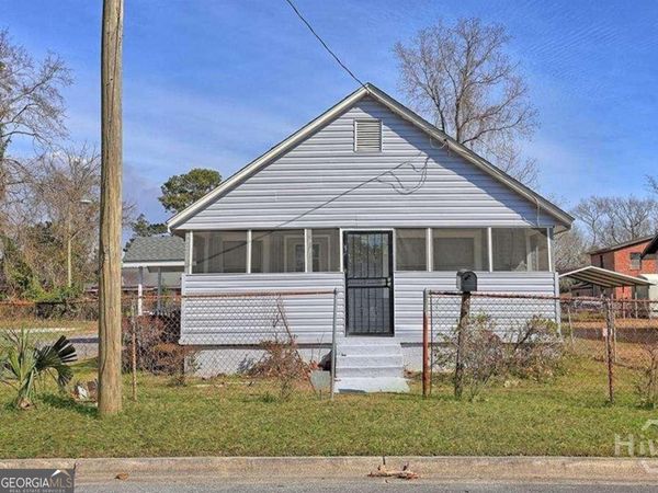 2114 Weldon Street, Savannah, GA 31415