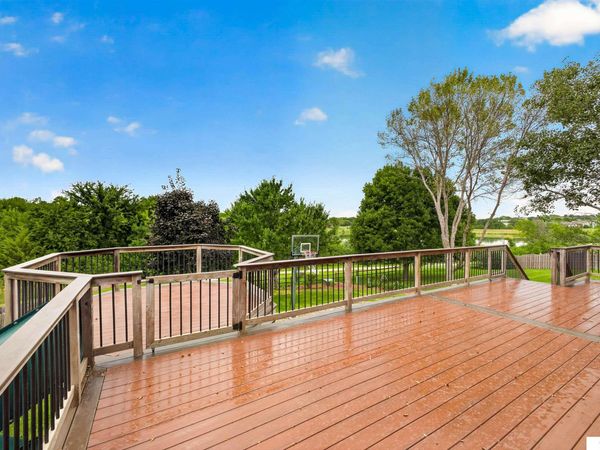 14834 Redman Avenue, Omaha, NE 68116