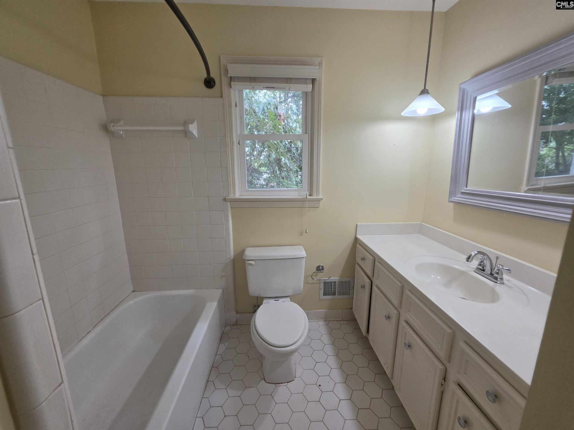 211 Quill Court Photo 15