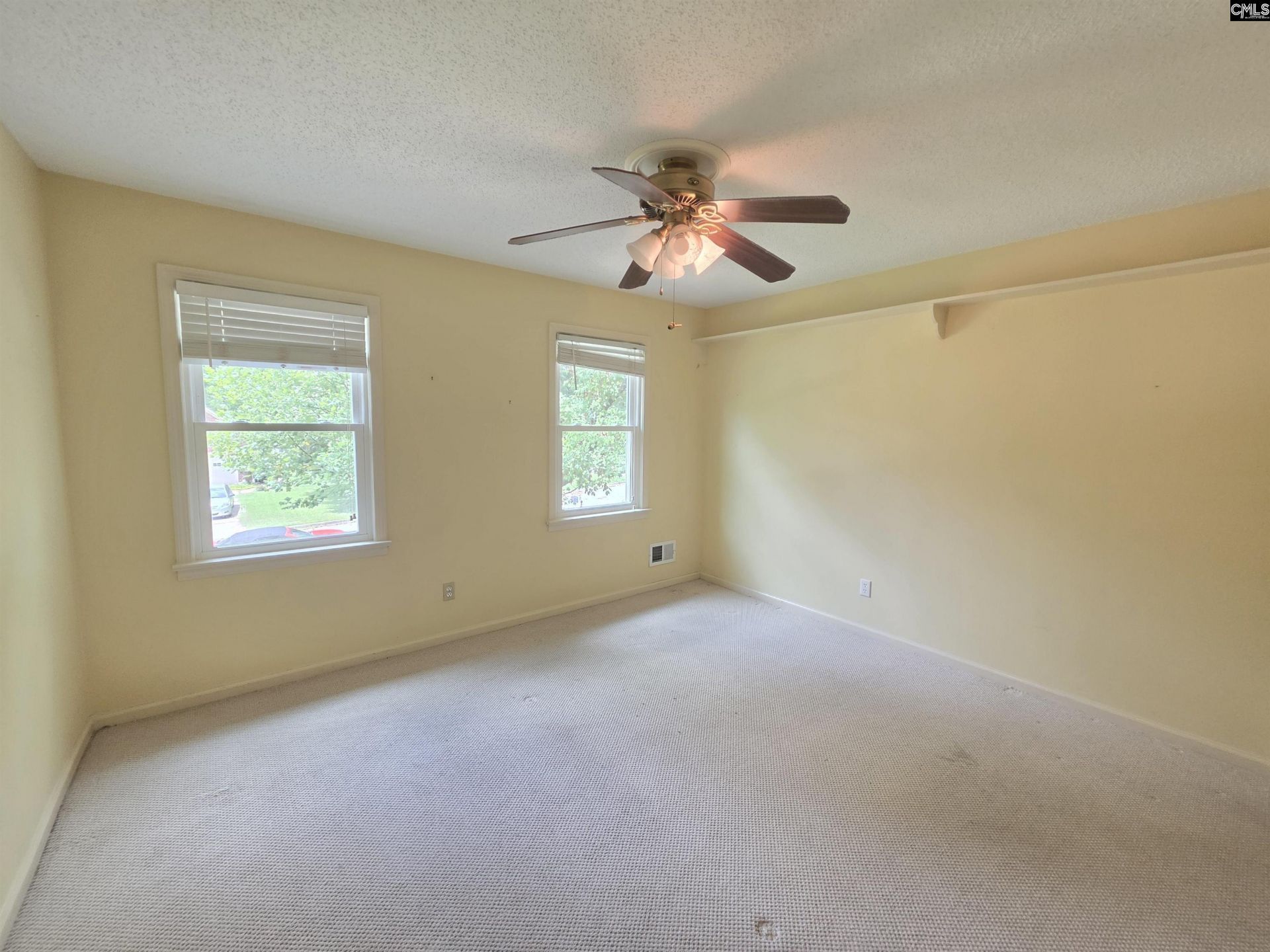 211 Quill Court Photo 17