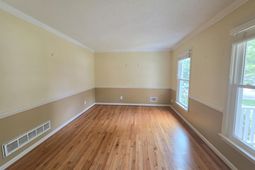 211 Quill Court photo 4