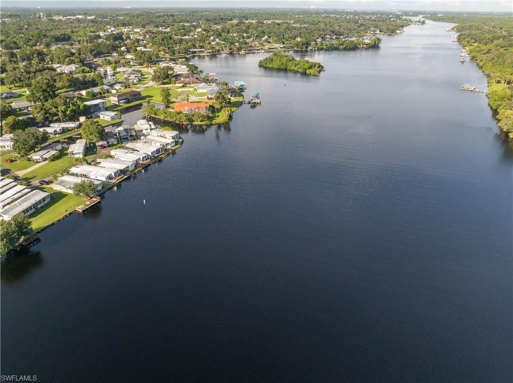 2012 S Olga Dr, Unit 28, Fort Myers, FL 33905 Photo