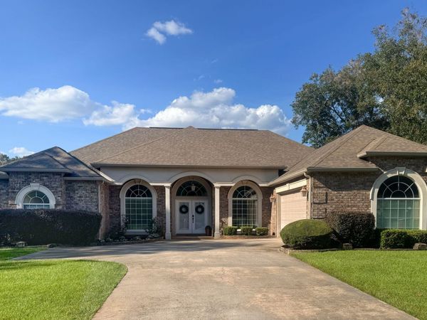 2004 Melrose Place, Kathleen, GA 31047