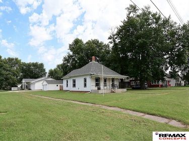 1212 K Street, Geneva, NE 68361