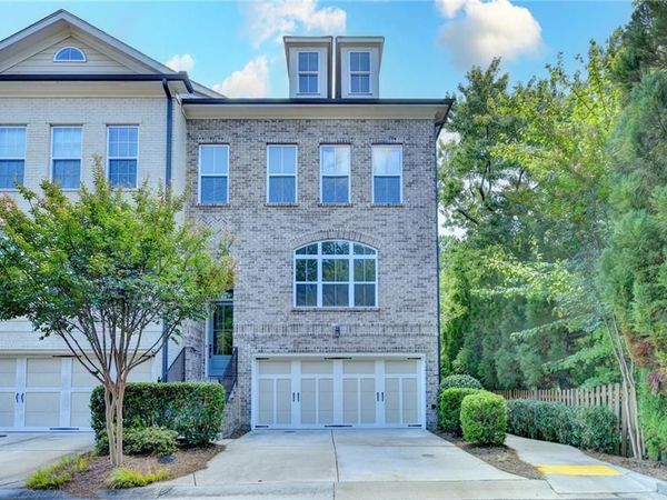 1701 Kenstone Walk, Dunwoody, GA 30338