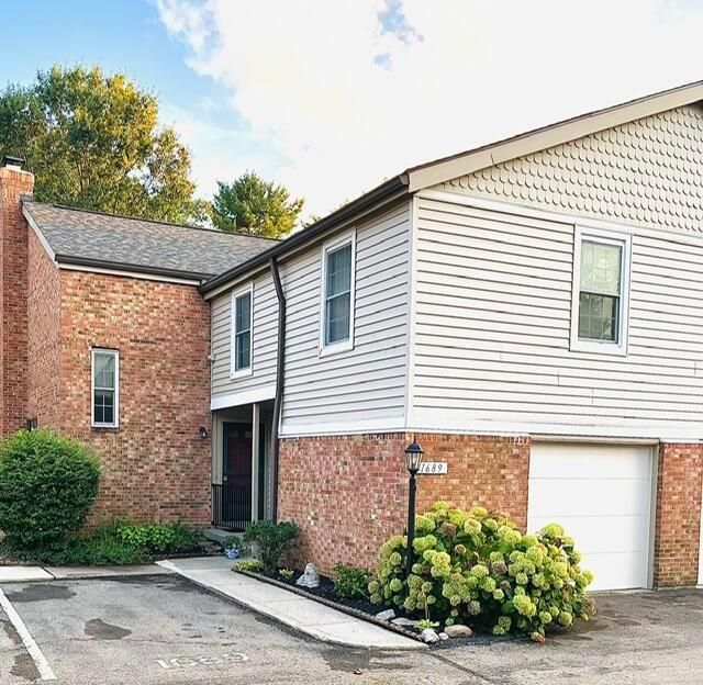 1689 Moravian Street, Unit 89, Columbus, OH 43220 Main Photo