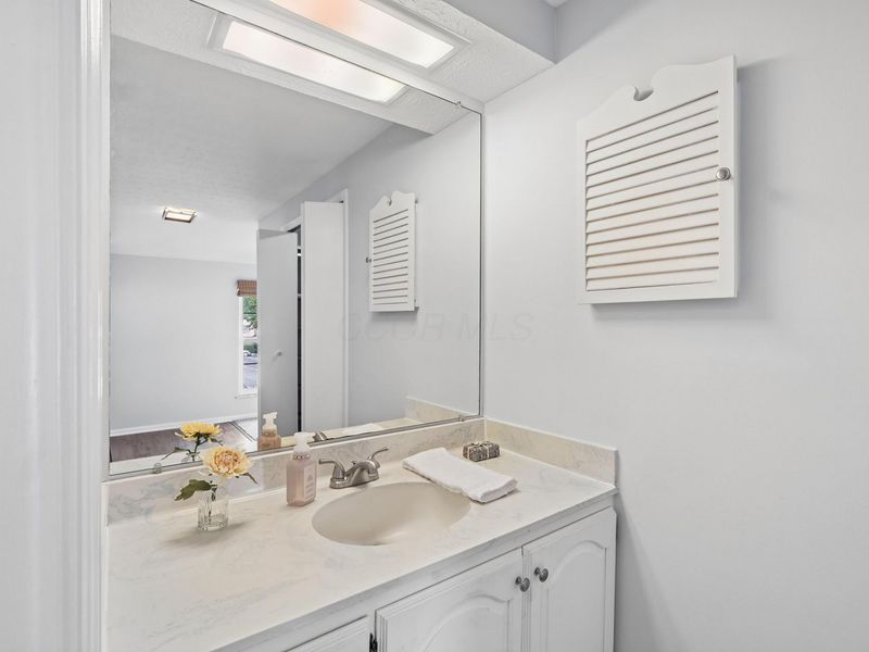 1689 Moravian Street, Unit 89, Columbus, OH 43220 Photo 35