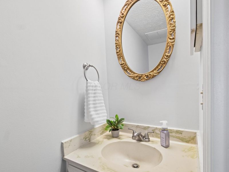 1689 Moravian Street, Unit 89, Columbus, OH 43220 Photo 6