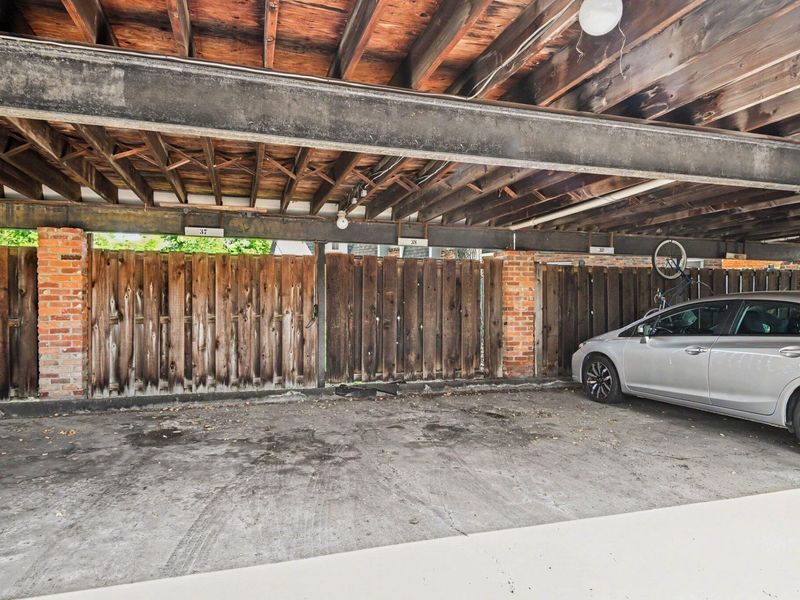 1501 Lafayette Drive, Unit 1501, Columbus, OH 43220 Photo 24