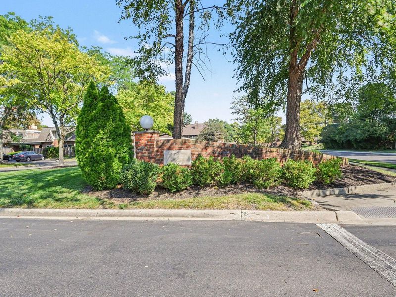 1501 Lafayette Drive, Unit 1501, Columbus, OH 43220 Photo 29