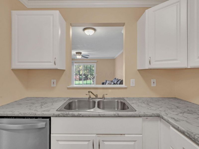 7264 Kirkdale Drive, Unit 28B, Blacklick, OH 43004 Photo 10